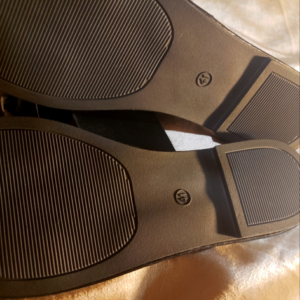 👯‍♂️⭐GET 2 PAIR FOR $10!!⭐ Shein Black Faux Flat Sandal Toe Ring Slip-On 9.5 - Picture 7 of 8